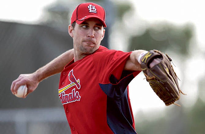 Cardinals starter Adam Wainwright will have Tommy John surgery on his right elbow and miss the entire season.