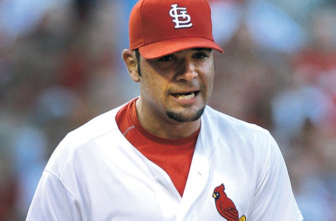 Cardinals starter Jaime Garcia signed a four-year contract extension Wednesday.