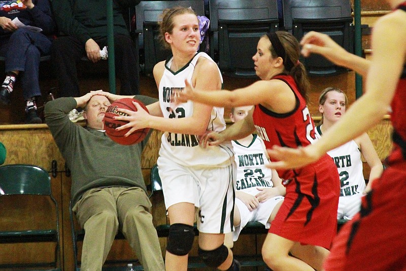 North Callaway sophomore forward Tara Oberlag tries to make a pass during the Ladybirds' 47-44 MMC victory over Southern Boone on Thursday night.