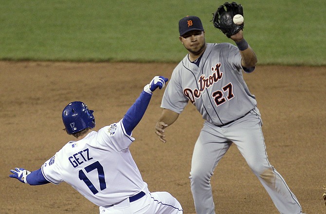 Chris Getz of the Royals is forced out at second by Tigers shortstop Jhonny Peralta during Wednesday's game in Kansas City.