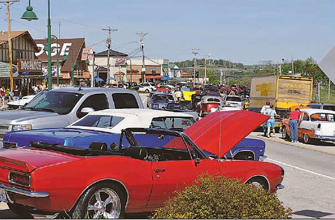 Guests and exhibitors begin to gather as last year's Annual Magic Dragon Street Meet Nationals revs up for the weekend-long event.