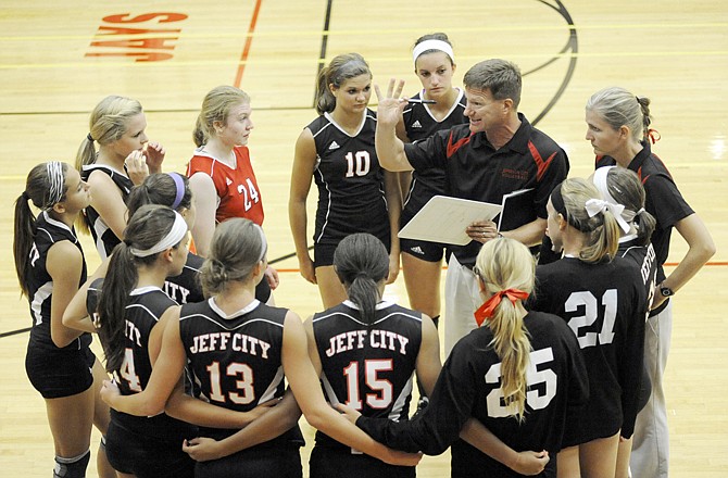 Kelley McCall/News Tribune
Curt Yaeger (upper right) passes instructions to the Jefferson City Lady Jays during a volleyball match last season at Fleming Fieldhouse. Yaeger is leaving later this week for Serbia, where he will spend 10 days on a Special Olympics Coaching Fellowship.