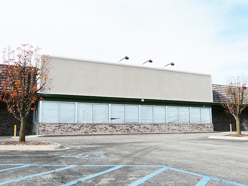 New home for C&R Grocery