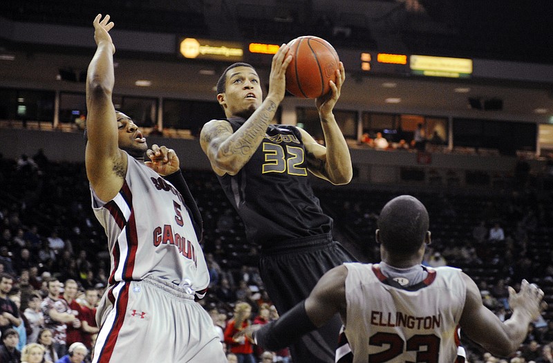 Missouri's Jabari Brown drives to the basket during his 23-point effort in the Tigers' win Thursday at South Carolina.