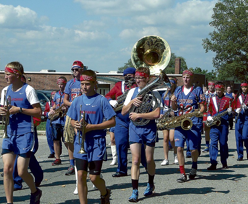 The California Pintos Homecoming parade was Friday.