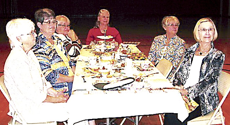 Guests attending the Thank You Tea are, clockwise, from the left, Marian Gish, Terry Brown, Barb Walter, Kathy Shoemaker, Ann Tettlebaum and Elaine Proctor