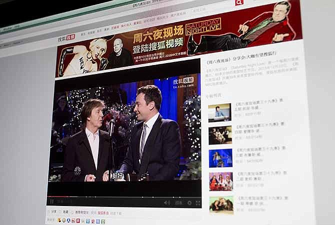 A computer screen displays an episode of American irreverent comedy sketch show "Saturday Night Live" on the Sohu online video site, in Beijing Thursday, Jan. 2, 2014. The late-night U.S. comedy sketch show that regularly mocks politicians, popular culture and celebrities is being shown exclusively on the website of Sohu Video, a unit of Chinese online media group and Nasdaq-listed Sohu.com Inc. 