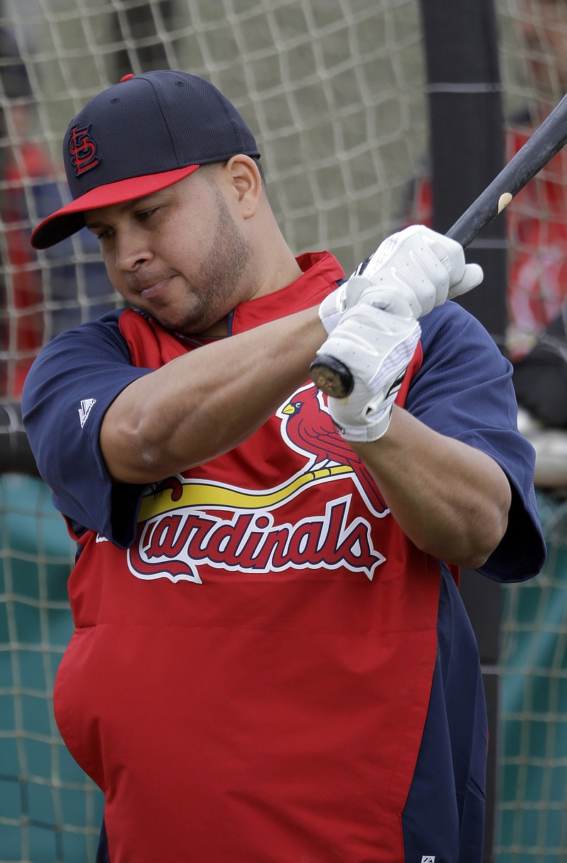 Cardinals shortstop Jhonny Peralta prepares for batting practice Thursday in Jupiter, Fla.