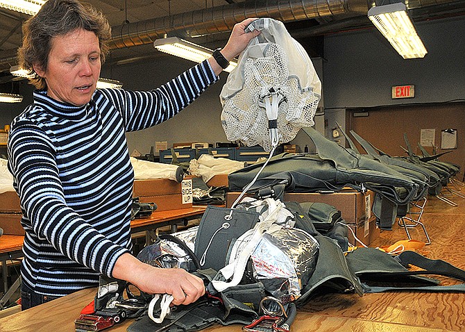 Jefferson City native Elsa Hennings was recently honored for designing and testing the parachute assembly for NASA's newest manned space vehicle, the Orion. 