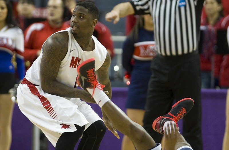 Daylen Robinson of Central Missouri reacts to the foul he was assessed on Metro State's Brandon Jefferson during Thursday night's NCAA Division II semifinal in Evansville, Ind.