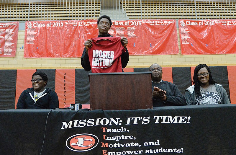 2015 forward O.G. Anunoby commits to Indiana - Inside the Hall