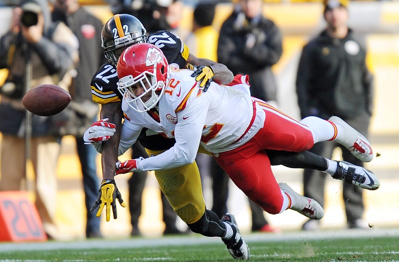 Steelers cornerback William Gay breaks up a pass intended for Chiefs wide receiver Albert Wilson during Sunday's game in Pittsburgh. Wilson and the rest of the Kansas City wide receivers are still looking for their first touchdown catch of the season.