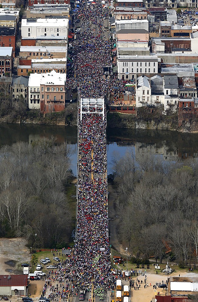 Bloody Sunday 50th anniversary Thousands crowd Selma bridge