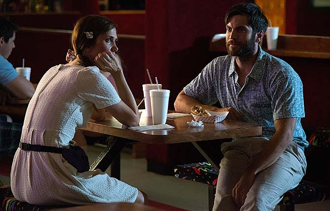 In this image released by Alchemy, Wes Bentley, right, and Kristen Wiig appear in a scene from "Welcome To Me."