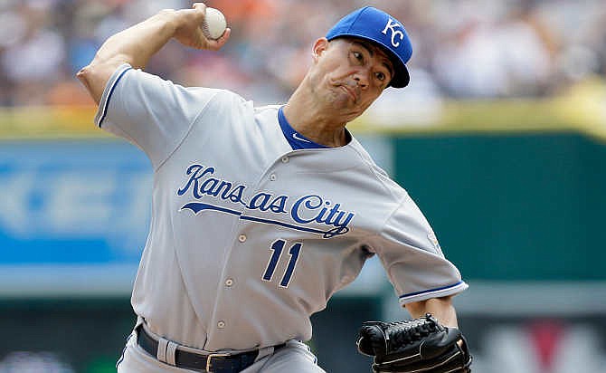 Kansas City Royals starting pitcher Jeremy Guthrie throws during the first inning of a baseball game against the Detroit Tigers, Saturday, May 9, 2015, in Detroit. 