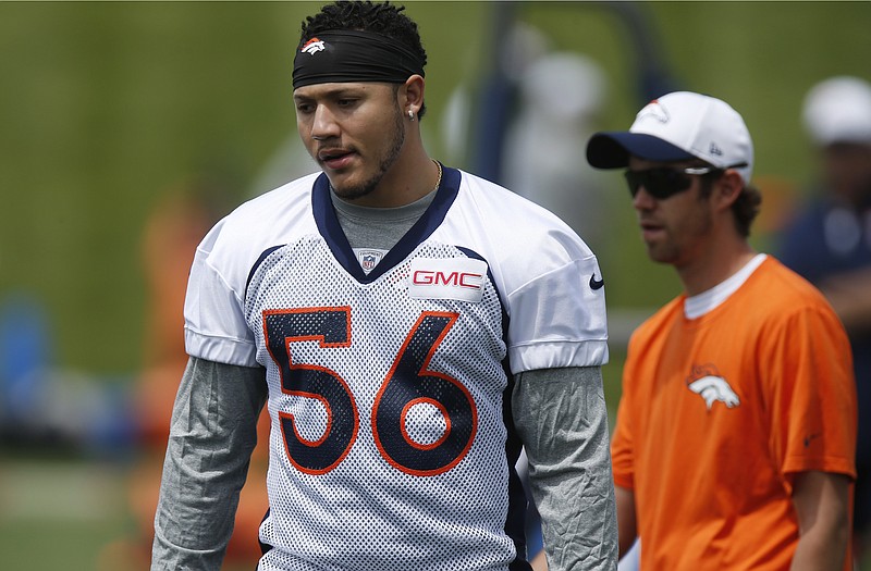 Broncos rookie linebacker Shane Ray has signed a four-year deal.