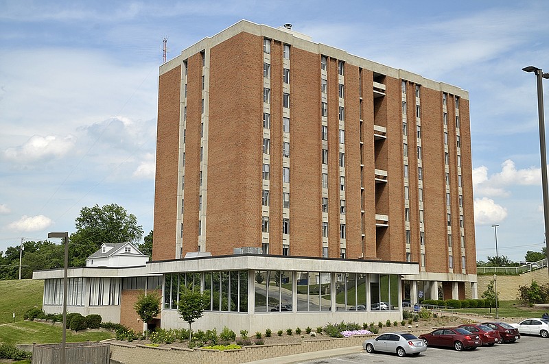 Lincoln University's dorm building Dawson Hall is located near Page Library.