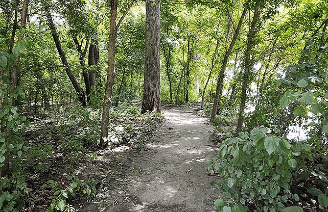 If a proposed paved walkway comes to fruition, this general area near the river in North Jefferson City would have a 10-foot-wide concrete path that stretches 356 feet.

