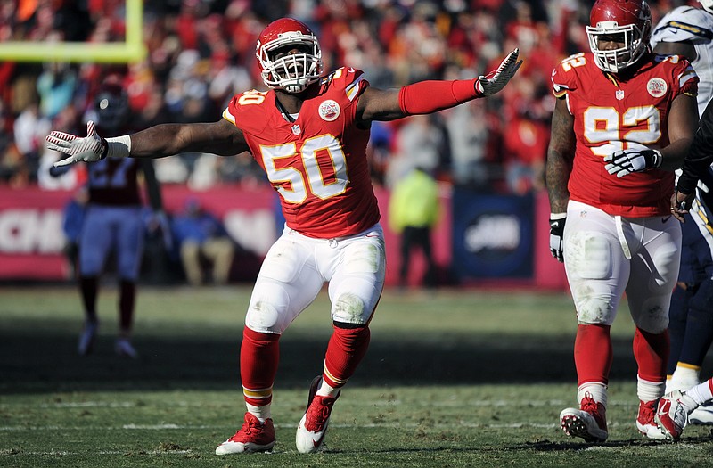 Chiefs linebacker Justin Houston celebrates a sack during a game against the Chargers last season at Arrowhead Stadium.