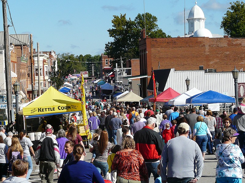 A beautiful blue sky and perfect temperatures brought a large crowd out to the 25th Annual Ozark Ham and Turkey Festival Saturday, Sept. 19.