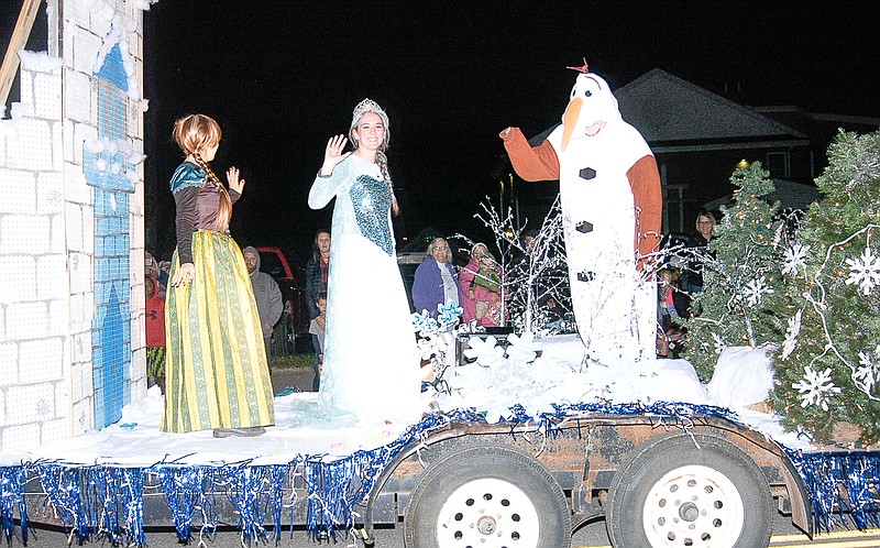 The float entered by the Peoples Bank of Moniteau County took first place in the California Christmas Parade.