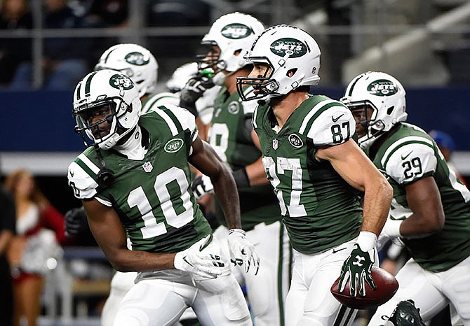 Jets top Cowboys 19-16, keep pressure on in AFC wild card
