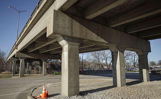 The High Street viaduct stretches over Missouri Boulevard and the railroad tracks between downtown Jefferson City and West High Street. (News Tribune file photo)