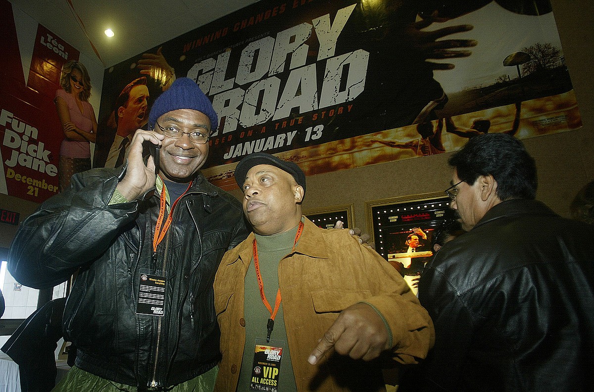 The Lattins: Sooners' David Lattin proud of his grandfather's Texas ...