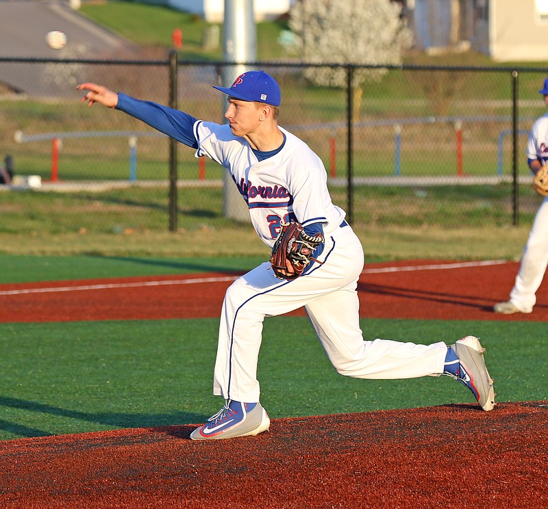 Jacob Adams of California delivers a pitch in Monday night's game against Eugene at California. 