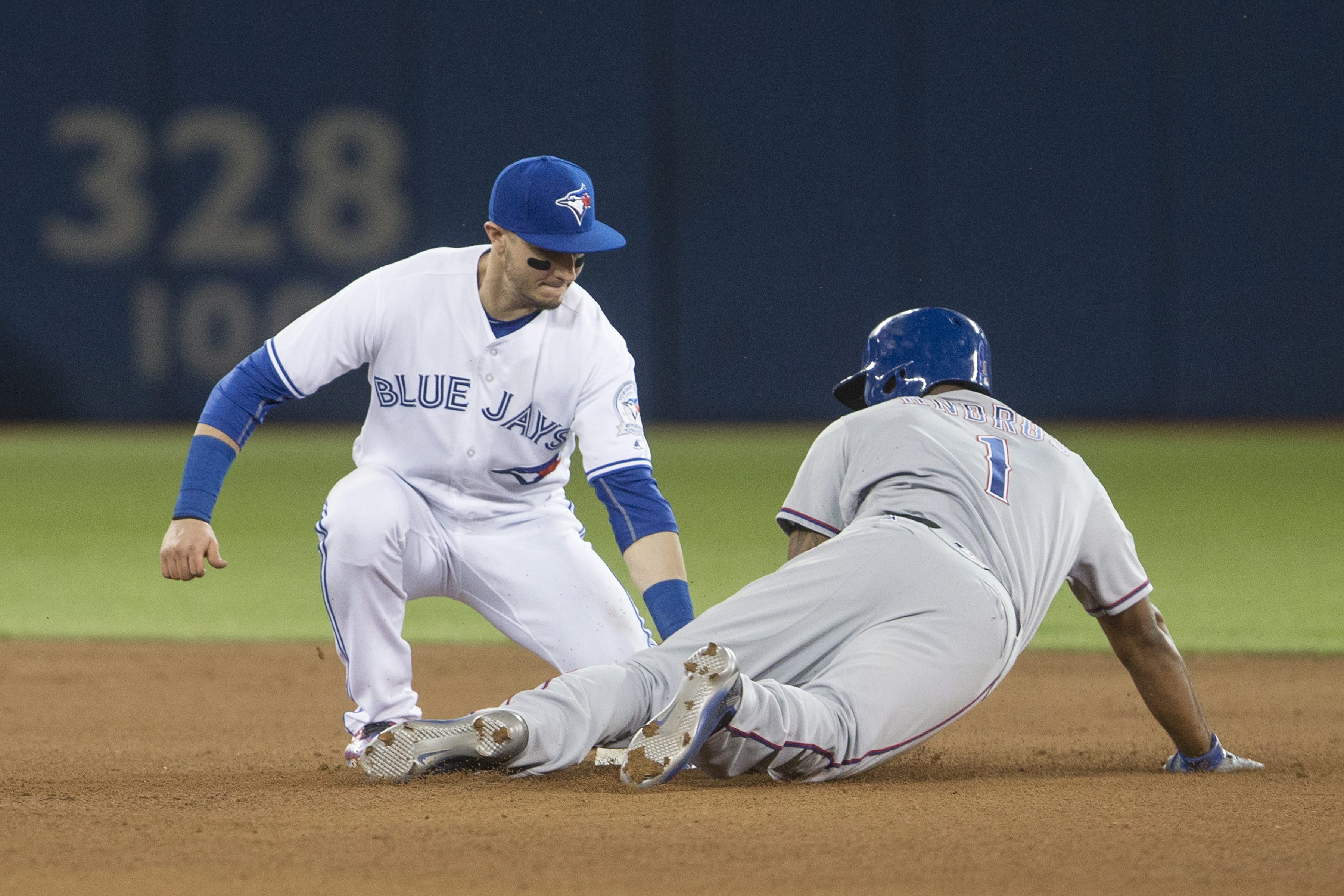 In a career year, Justin Smoak rises above the Blue Jays' stink