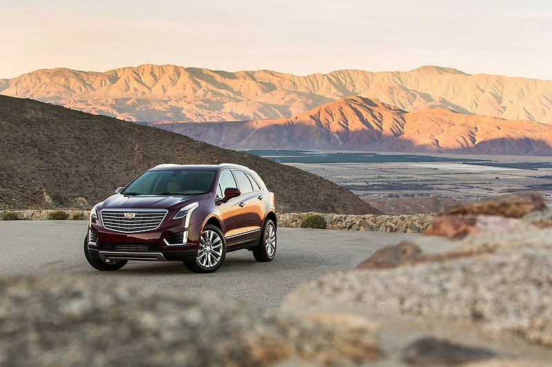 The 2017 Cadillac XT5 enjoys styling that adroitly improves on the SRX's harsh stylistic crispness. 