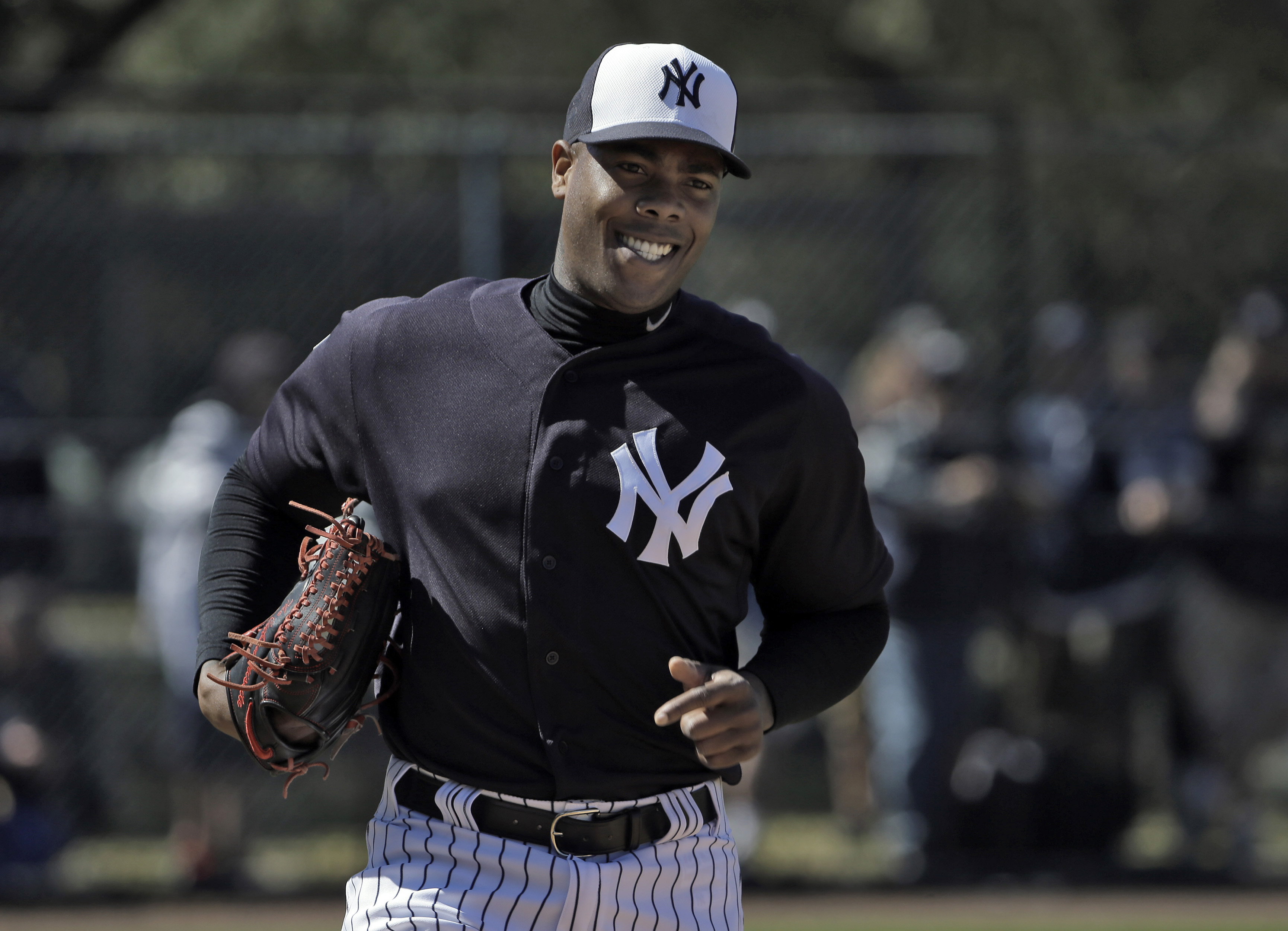 Aroldis Chapman's asking price too steep for Chicago Cubs 