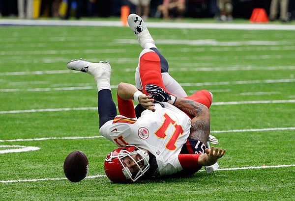 Chiefs vs. Texans 2016 final score: Brian Hoyer throws 4 interceptions as  Kansas City wins, 30-0 