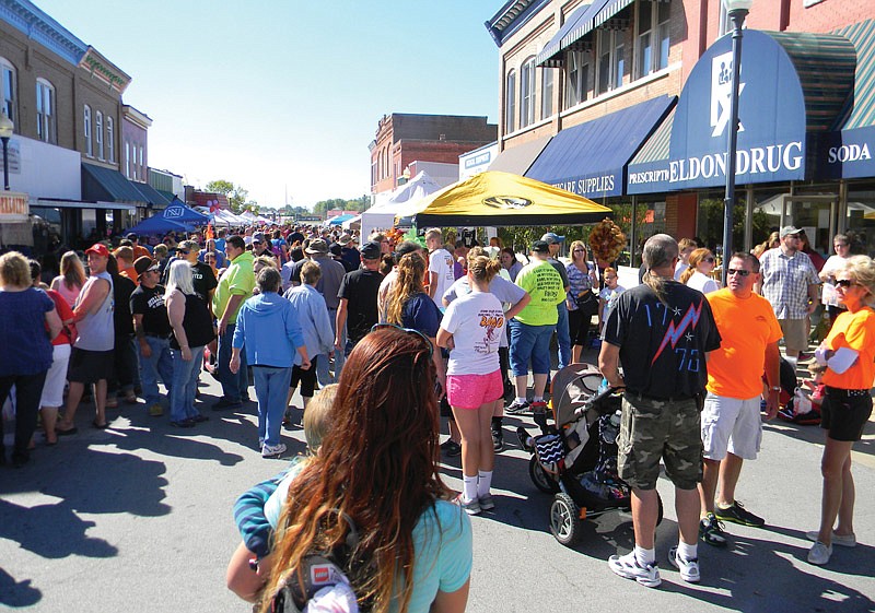 Thousands of visitors attend the annual Eldon Turkey Festival, enjoying a parade, event royalty, entertainment, food and craft vendors, turkey bowling and more. (Debbie Hurr/Central Missouri Newspapers Inc. file photo) 