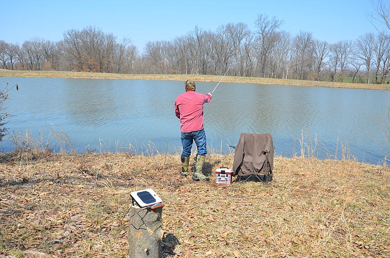 As more outdoors enthusiasts pack electronics to bring into nature, a solar charger is an important tool.