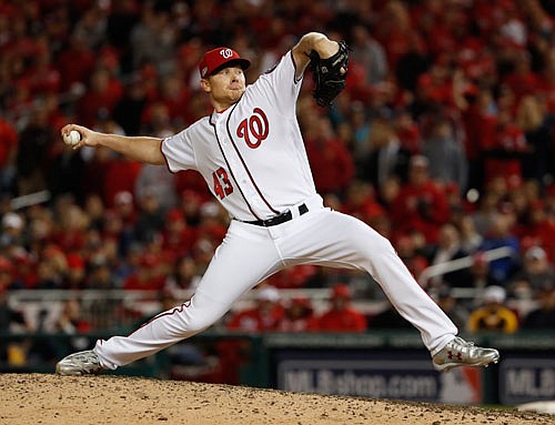 Mark Melancon signed a four-year deal Monday to become a closer for the Giants.