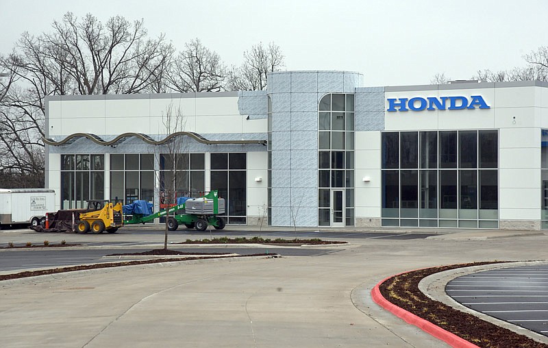 The new Honda Dealership on Missouri Boulevard in Jefferson City awaits its Jan. 9, 2017 opening.