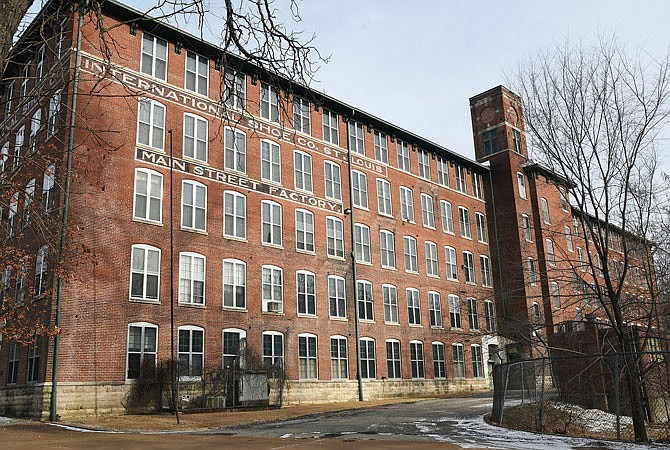 The building that formerly housed the International Shoe Company on East Capitol Avenue was sold to a Springfield firm that plans to renovate it into loft apartments.