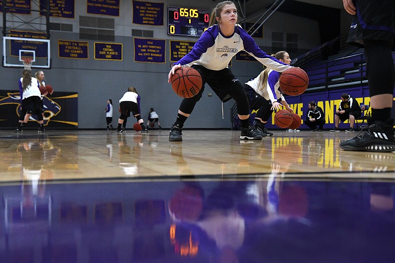 Party like it's '89 Fouke girls make the state tournament for first