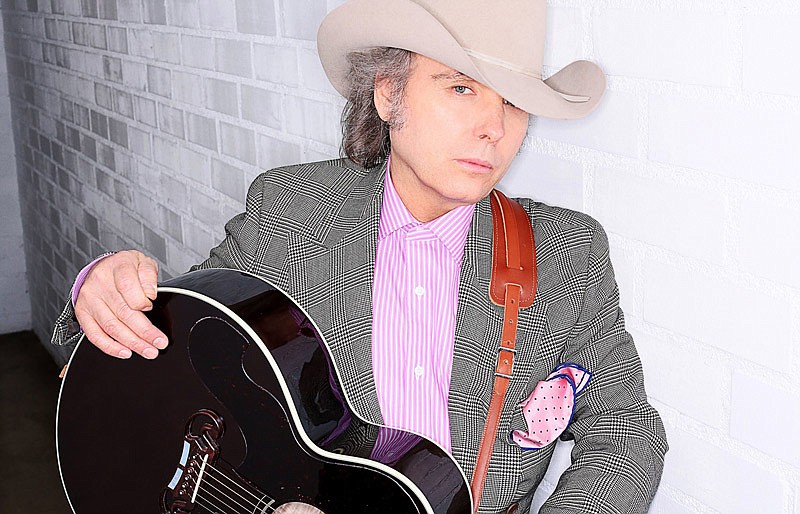 Country music star, actor and songwriter Dwight Yoakam will kick off the 2017 season of entertainment Sunday, May 28 at Ozarks Ampitheater in Camdenton. 