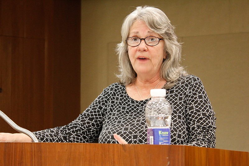 Health advocate Pat Baker speaks about the book "The Case Against Sugar" during Tuesday's meeting of Friends United for a Safe Environment. Written by Gary Taubes, the book outlines the causes and dangers of consuming too much sugar.