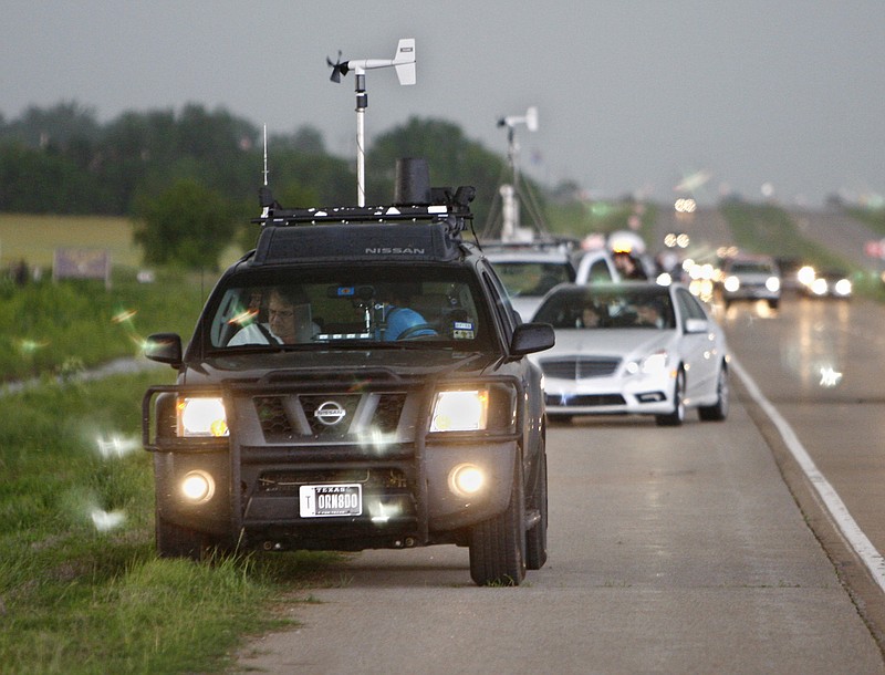 3 Texas deaths underscore the dangers of storm chasing | Texarkana Gazette