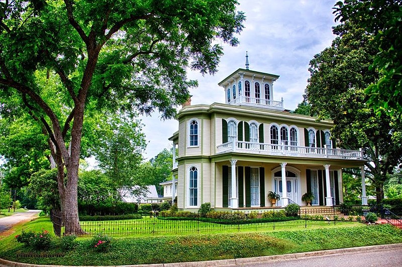 Jefferson Pilgrimage features history from different angles