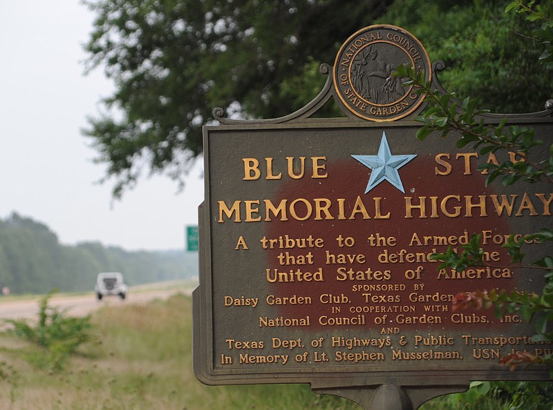  This is Bowie County's Blue Star Highway Memorial marker near Wright Patman Lake. It designates U.S. Highway 59 from Texarkana to Houston as a Blue Star Highway.
