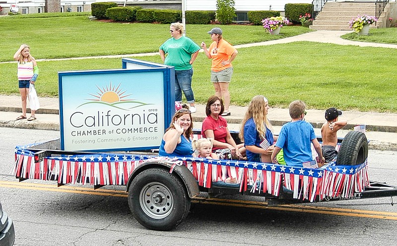 The California Area Chamber of Commerce joins in the California Independence Day parade.