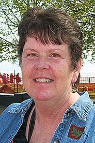 Photo of Linda Grellner