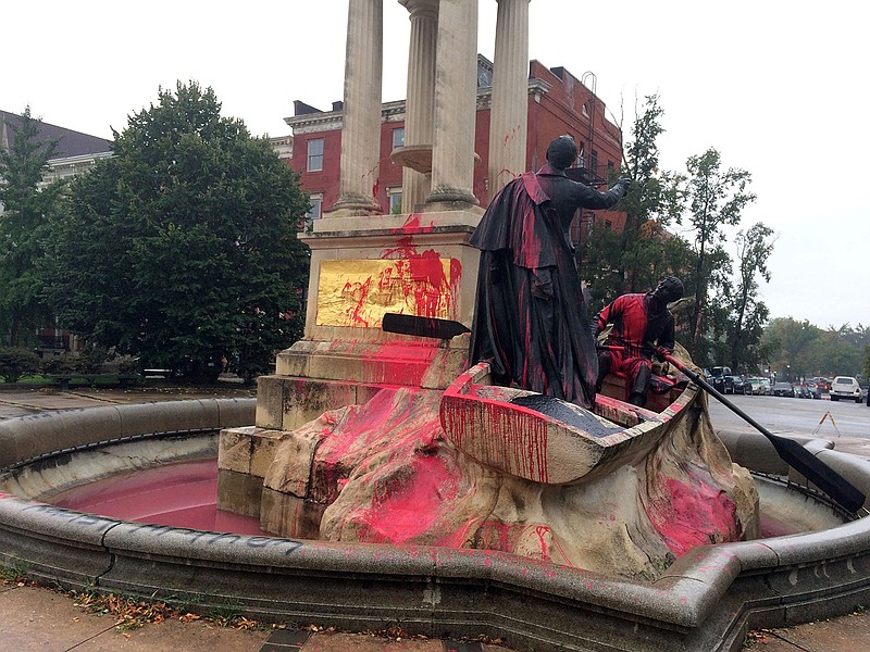 Baltimore to keep defaced statue | Texarkana Gazette
