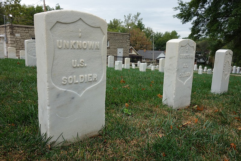 Unknown U.S. soldiers, National Cemetery, Jefferson City