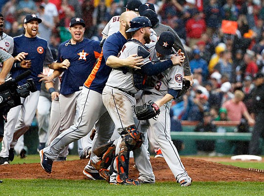 Yankees' bullpen shuts down Astros in 5-4 win