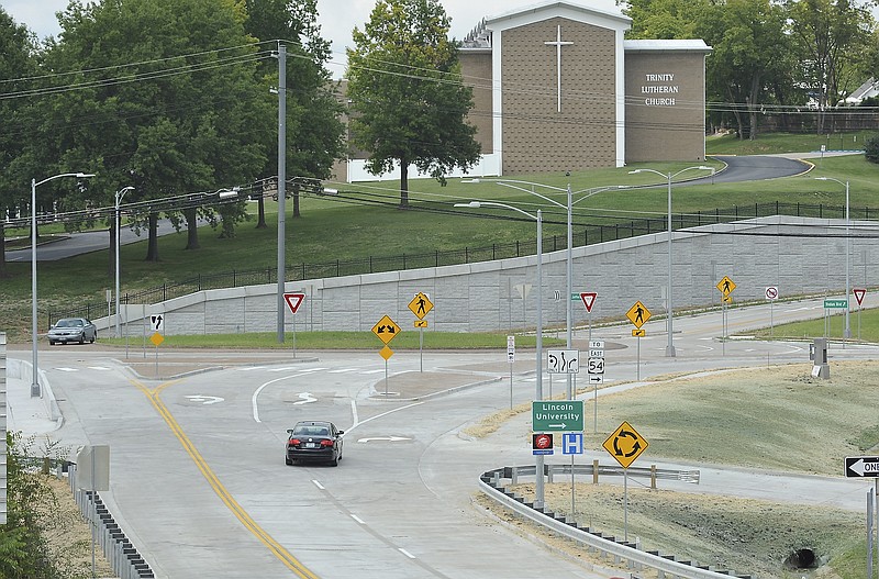 Julie Smith/News Tribune
The roundabout at Jefferson and Stadium is now completely open, including the southbound and northbound Jefferson Street, south of the intersection. The bypass lane north on Jefferson to turn onto eastbound Stadium Boulevard will save those drivers from having to go through the roundabout. 